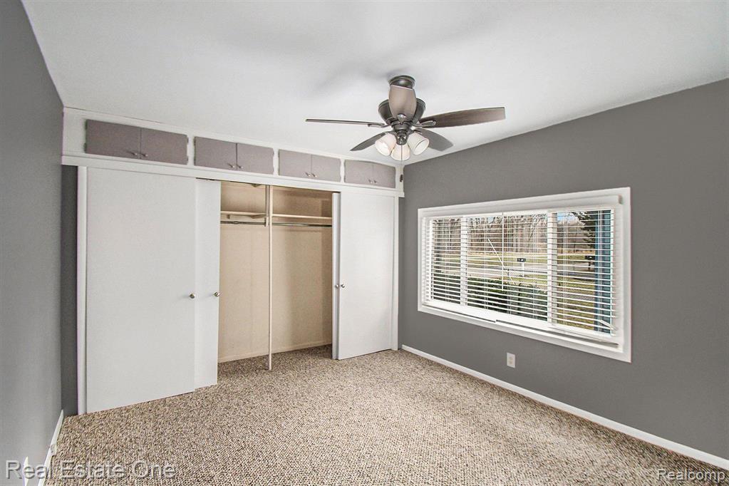 54 DIVISION Street, Oxford, MI 48371 — Photo 12