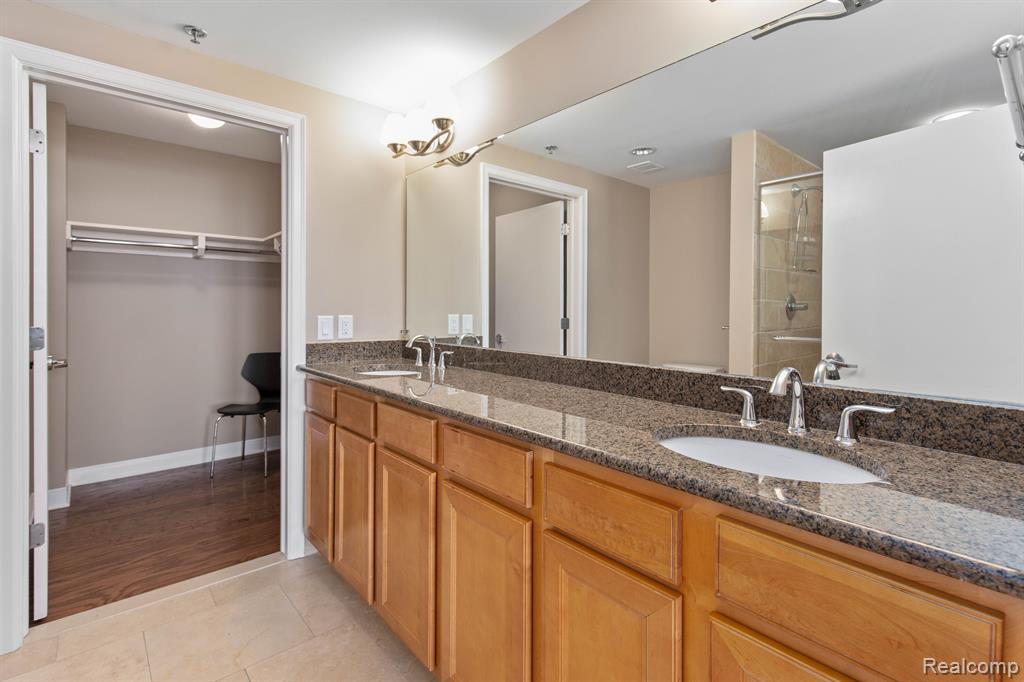 525 W Lafayette Boulevard, 14D, Detroit, MI 48226 — Photo 17