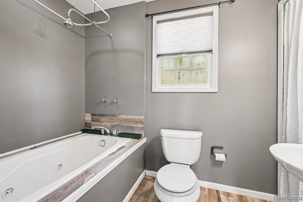 4725 Hickory Drive, Highland, MI 48356 — Photo 19