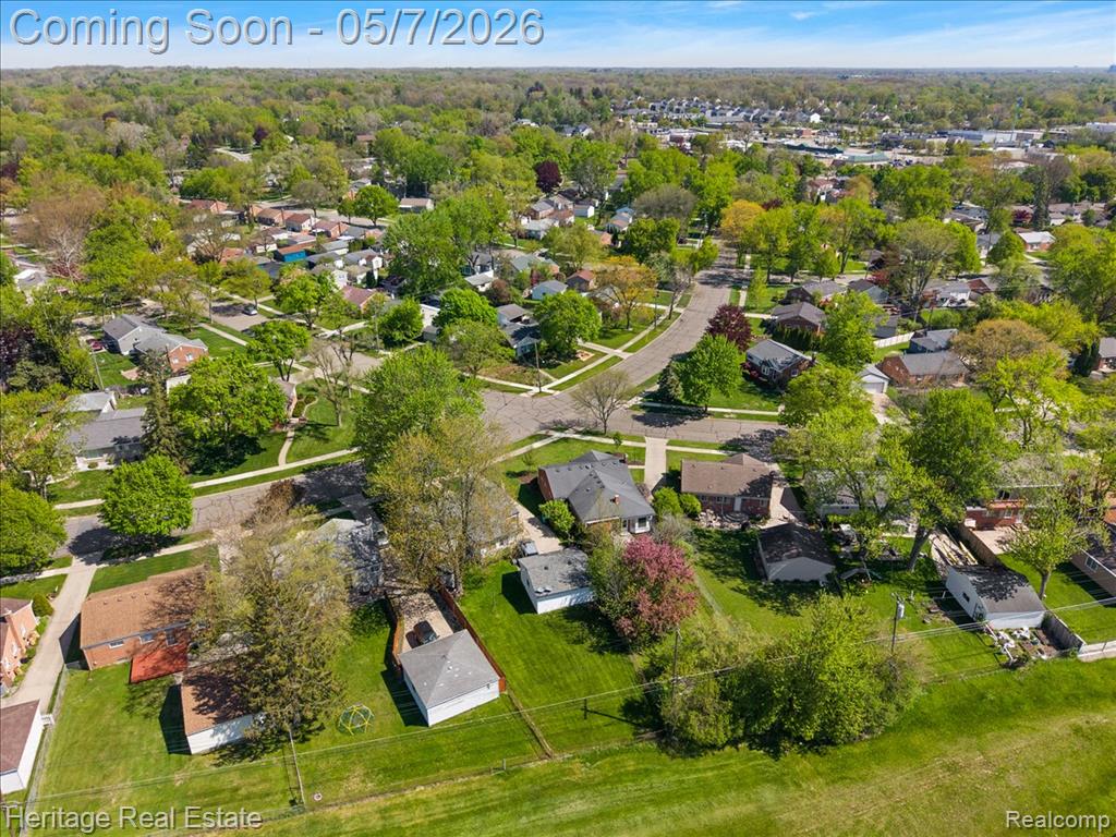31881 Lamar Drive, Farmington, MI 48336 — Photo 44