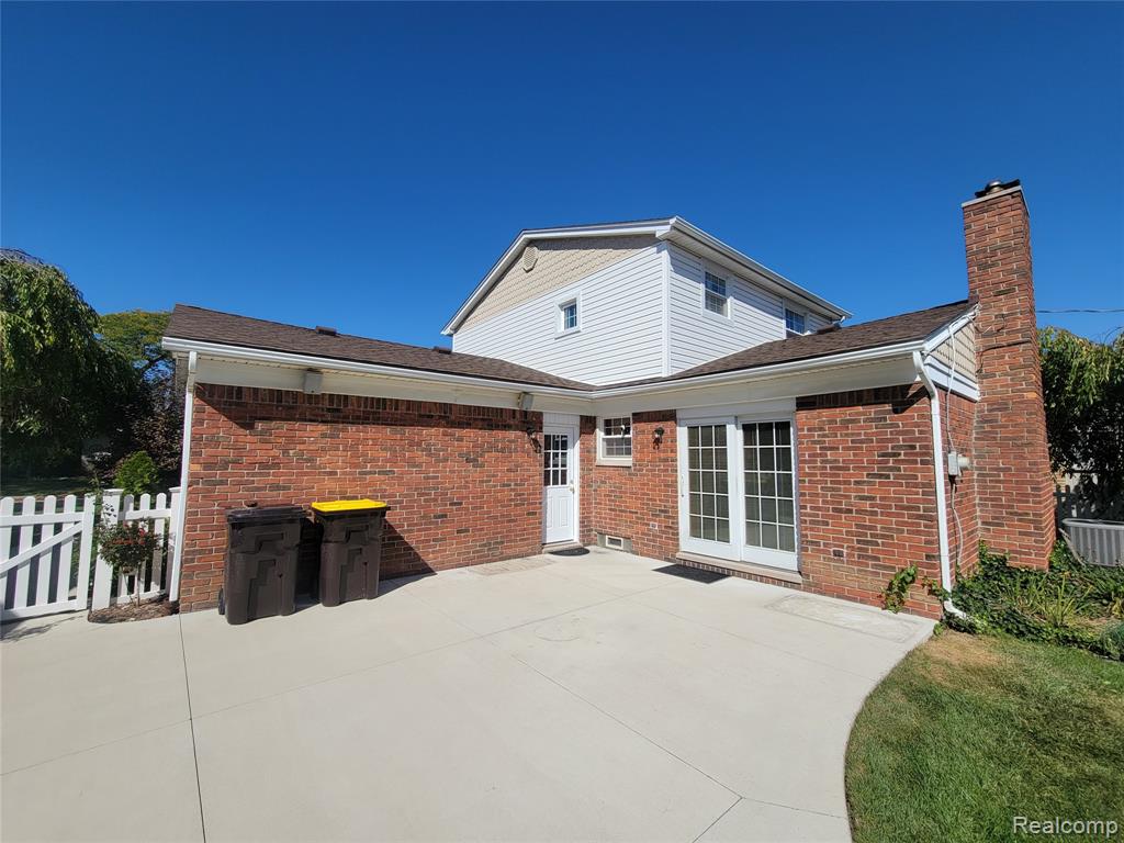 4687 Jackson Street, Trenton, MI 48183 — Photo 4