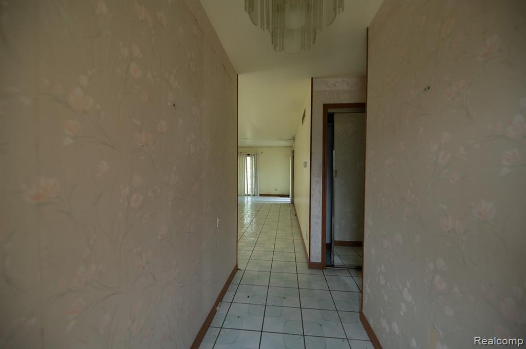 880 Bay Street, Pontiac, MI 48342 — Photo 18