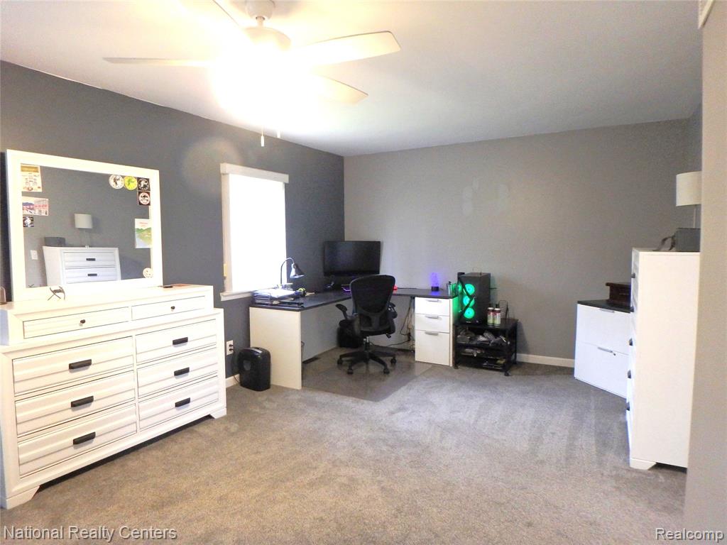 5883 Windward Court, Clarkston, MI — Photo 11