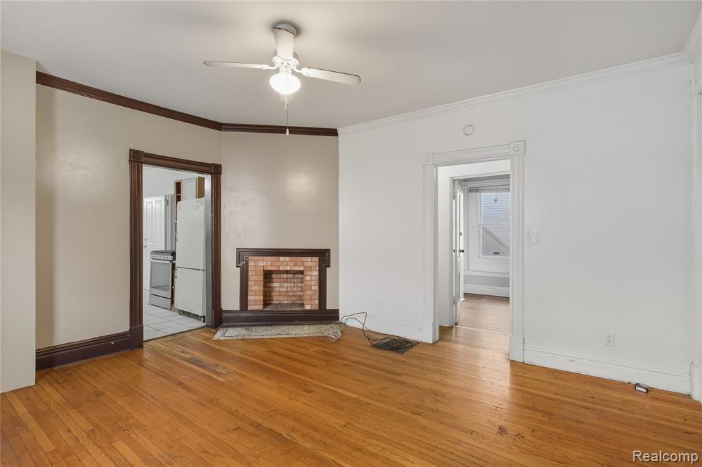 620 E 2ND Street, Flint, MI 48503 — Photo 13
