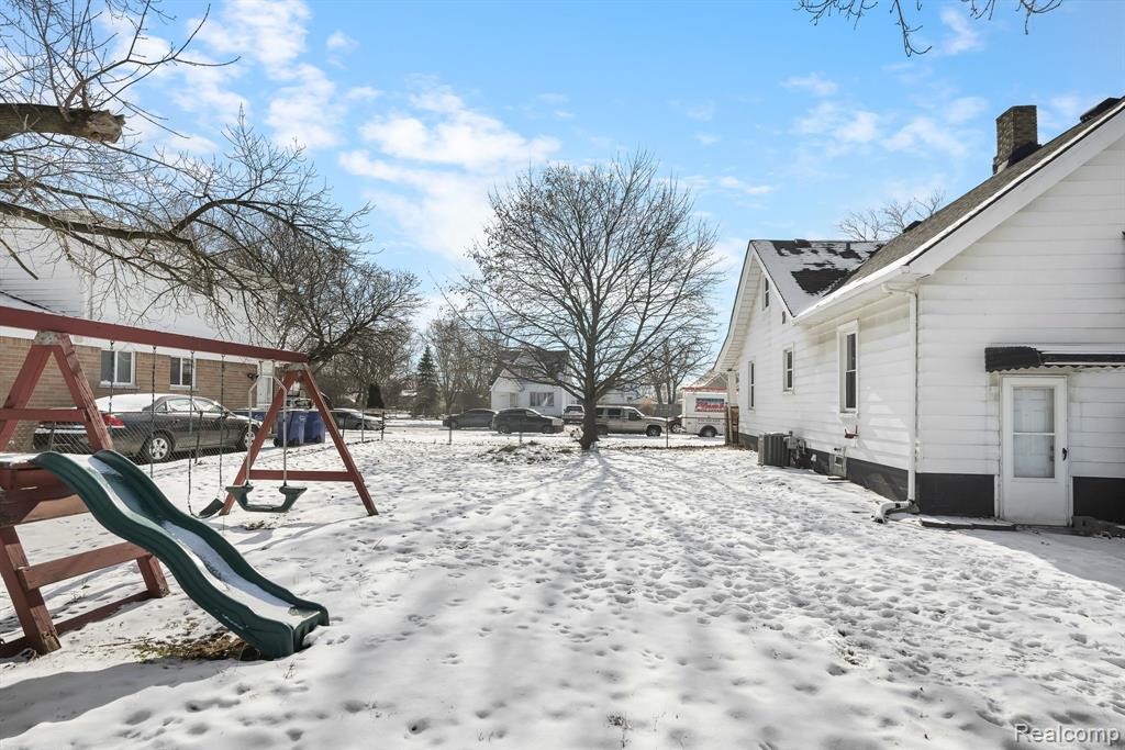 6743 MEADOW Avenue, Warren, MI 48091 — Photo 27