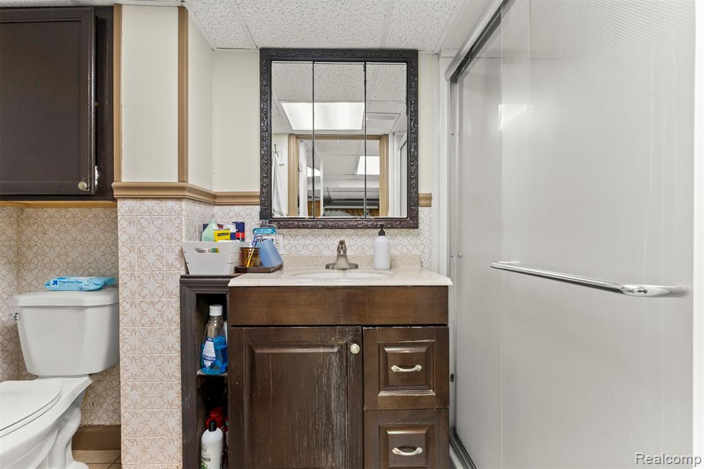 26611 Cecile Street, Dearborn Heights, MI 48127 — Photo 36