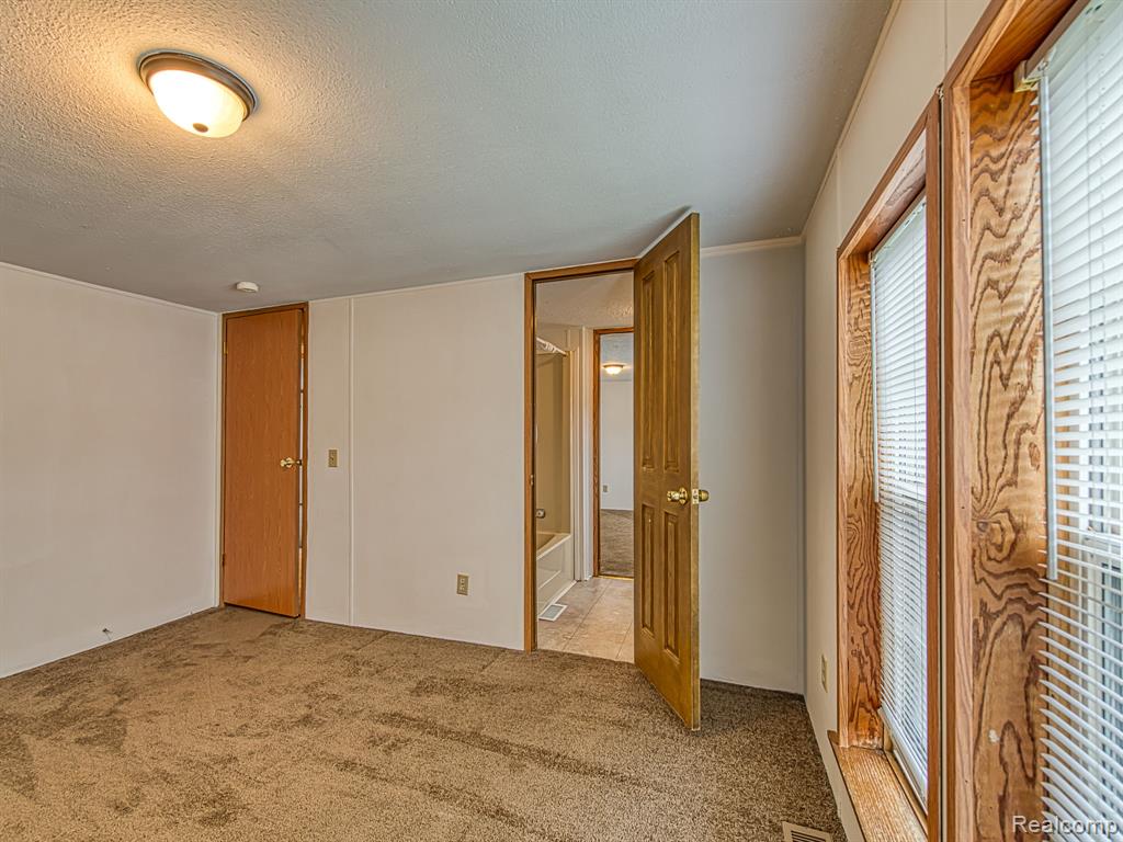 13749 Heritage Street, Carleton, MI 48117 — Photo 26