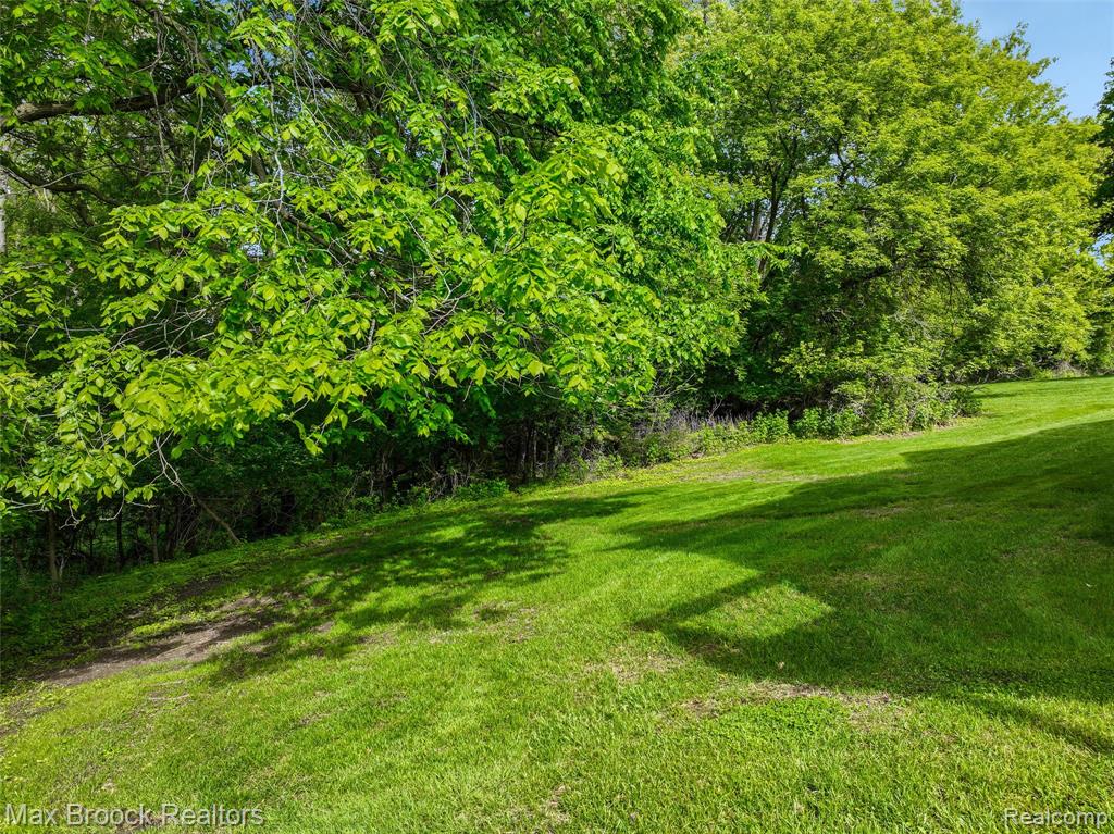 5844 INDEPENDENCE Lane, West Bloomfield, MI — Photo 50