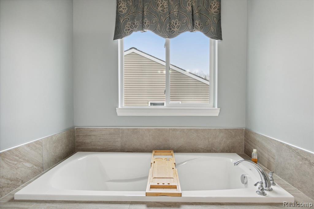 8210 WEBSTER Drive, Dexter, MI 48130 — Photo 27