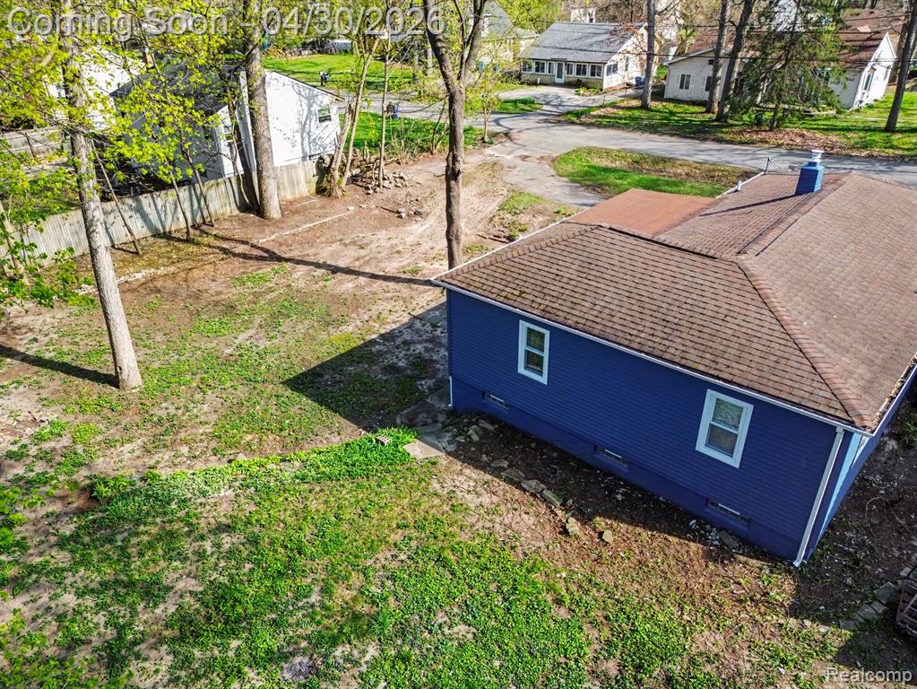 6366 Dellwood Drive, Waterford, MI 48329 — Photo 23