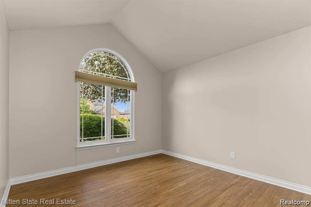 21254 Clayton Drive, Macomb, MI 48044 — Photo 33
