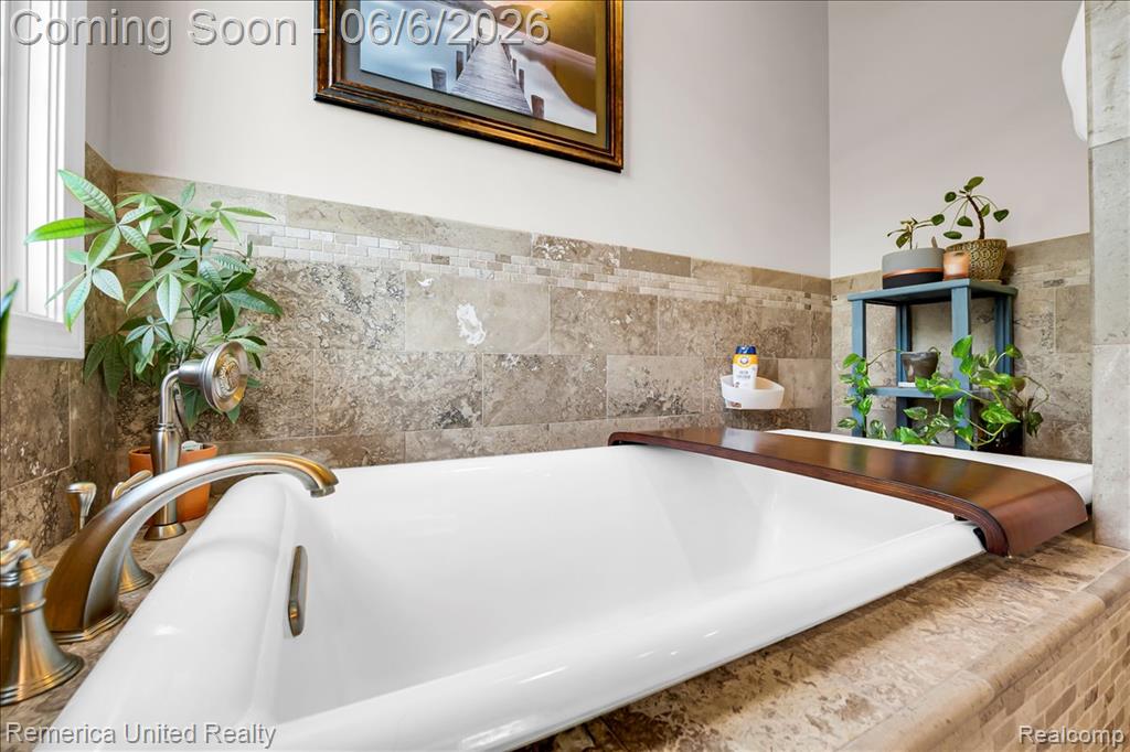 6503 MOUNTVIEW, Brighton, MI 48116 — Photo 41