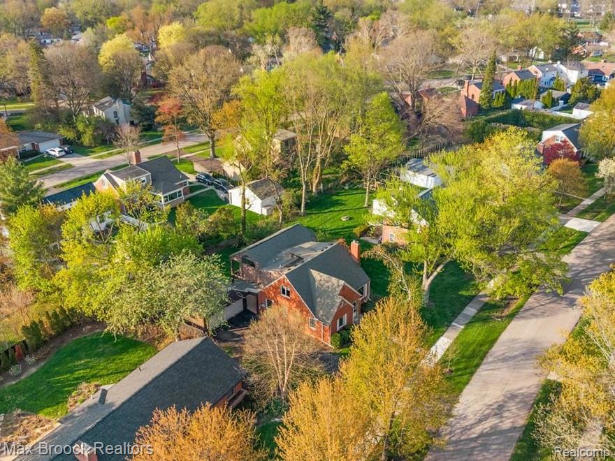 32321 Arlington Drive, Beverly Hills, MI 48025 — Photo 27