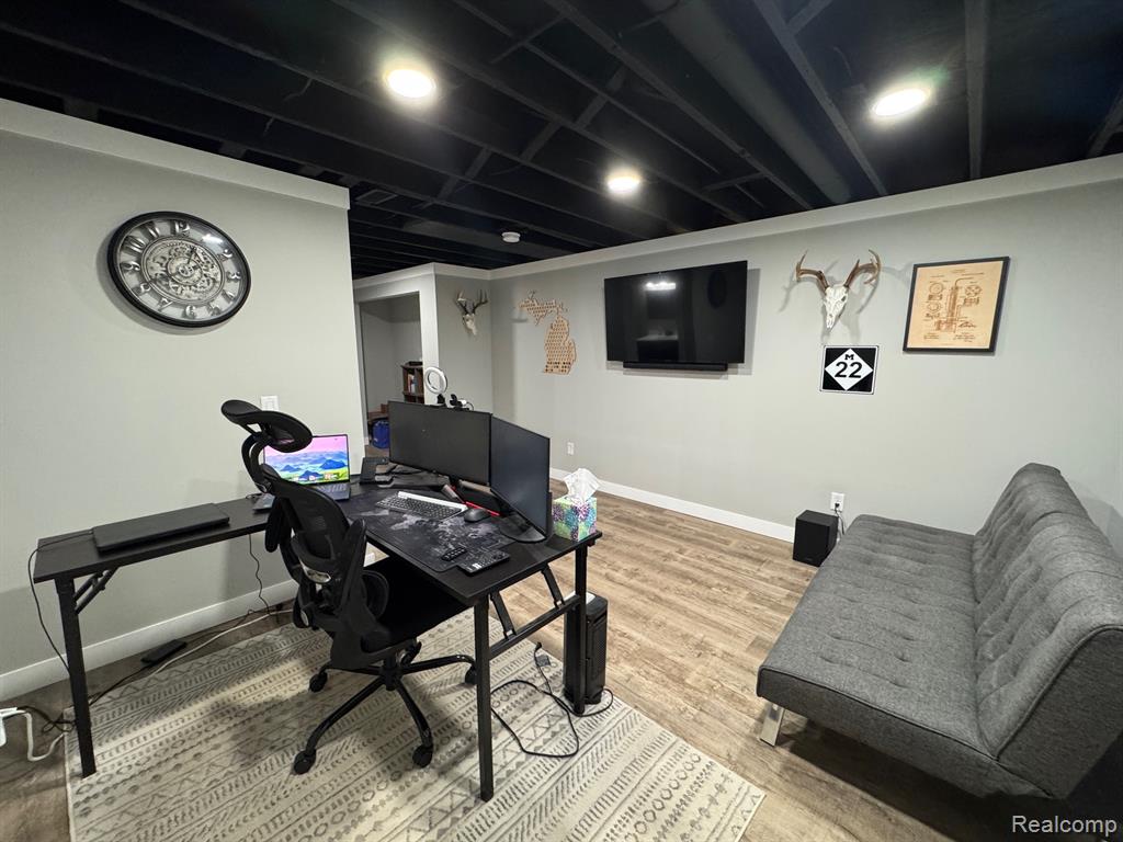 5851 Kingfisher Lane, Clarkston, MI — Photo 54
