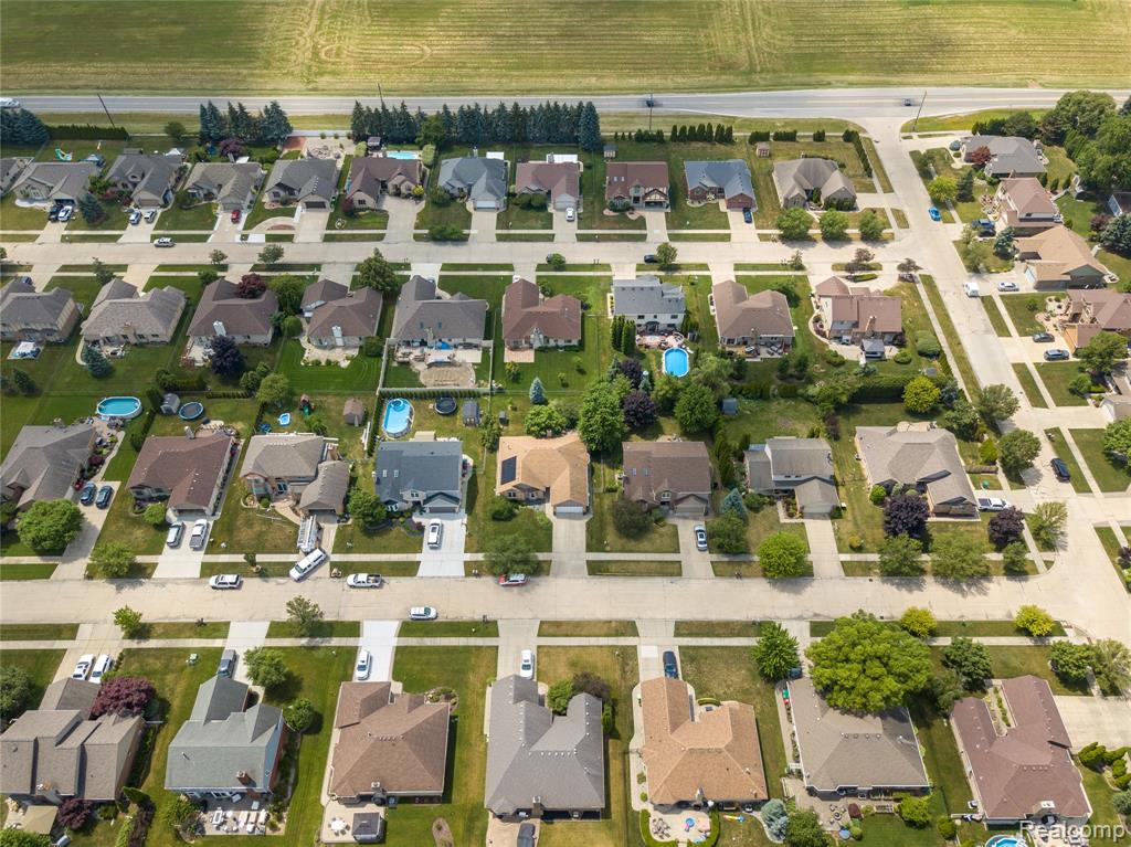 48649 Arnold Drive, Macomb, MI 48044 — Photo 31