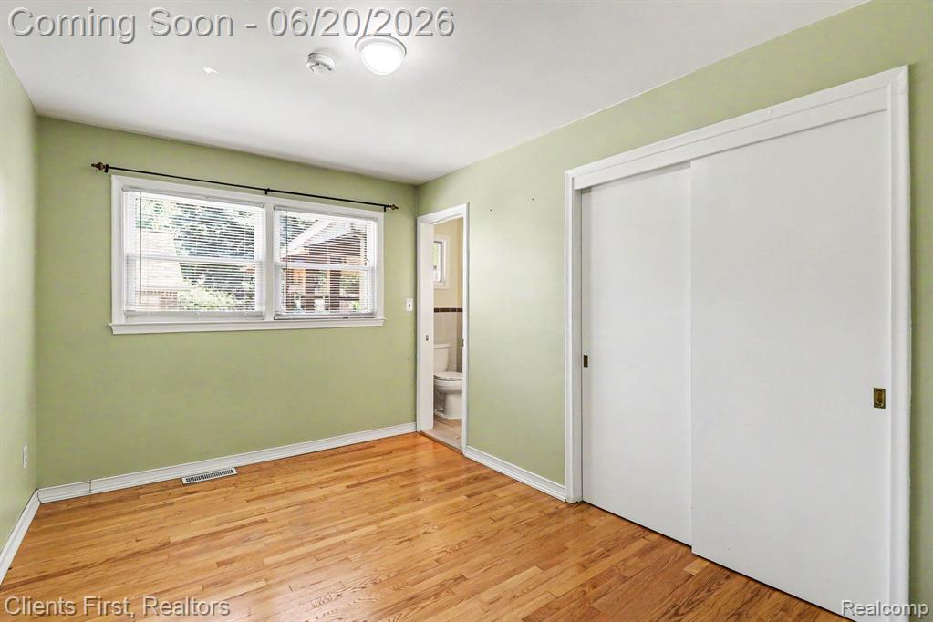 8260 Arnold Street, Dearborn Heights, MI 48127 — Photo 14