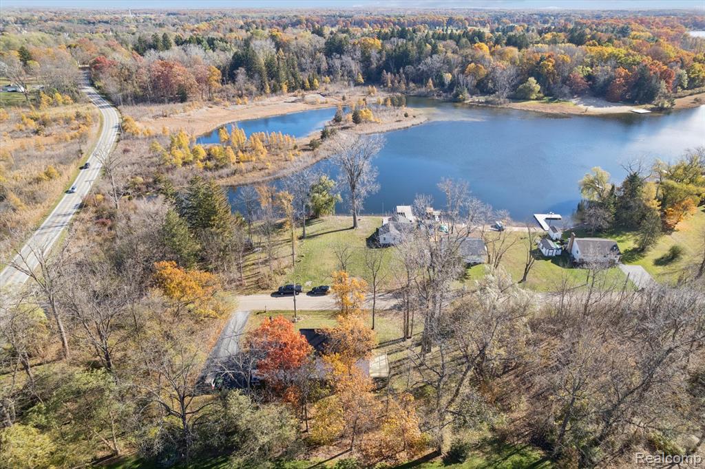 7050 Dibrova Drive, Brighton, MI 48116 — Photo 45