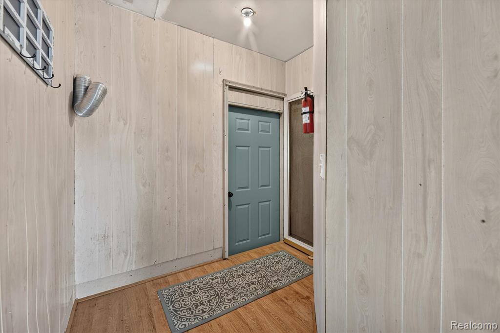 554 Bluewater Drive, Holly, MI 48442 — Photo 38