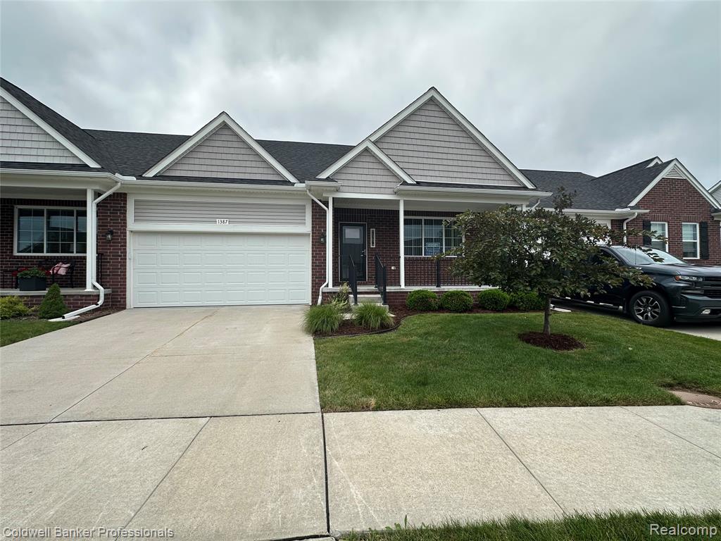 1387 Lincoln Street, Lapeer, MI 48446