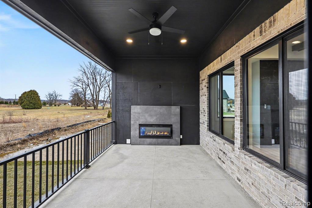 57382 Meadowridge Drive, Washington, MI — Photo 43