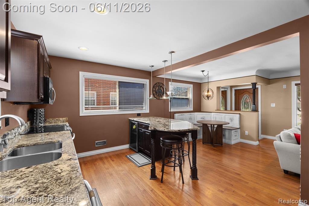 8908 Birkhill Drive, Sterling Heights, MI 48314 — Photo 14