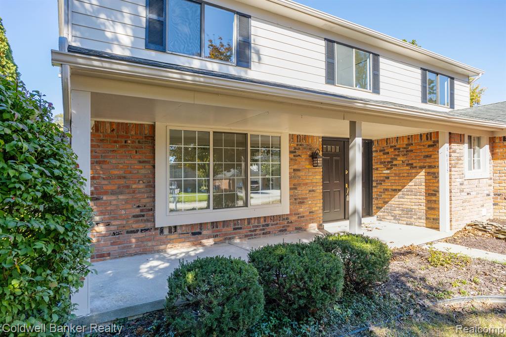 46038 SPINNING WHEEL Drive, Canton, MI 48187 — Photo 3