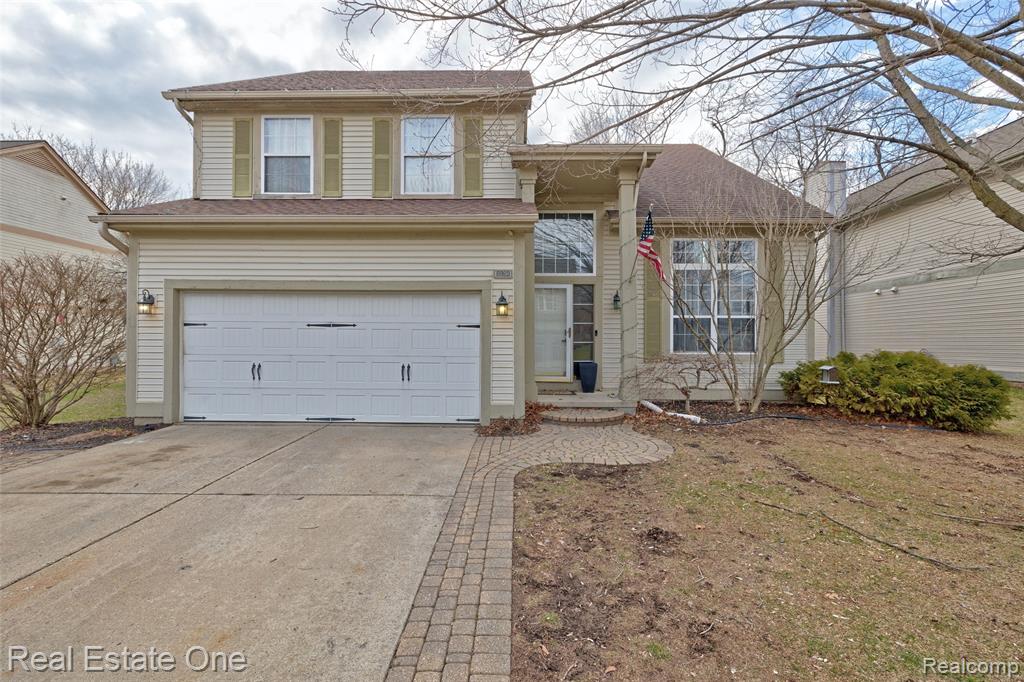 6923 Tangle Wood, Waterford, MI 48327 — front exterior