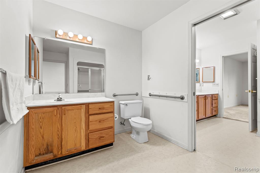 21370 MULBERRY Court, 57, Farmington Hills, MI 48336 — Photo 8