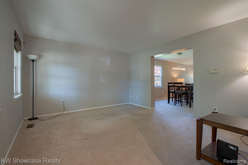 1420 POND VIEW, Wixom, MI 48393 — Photo 36