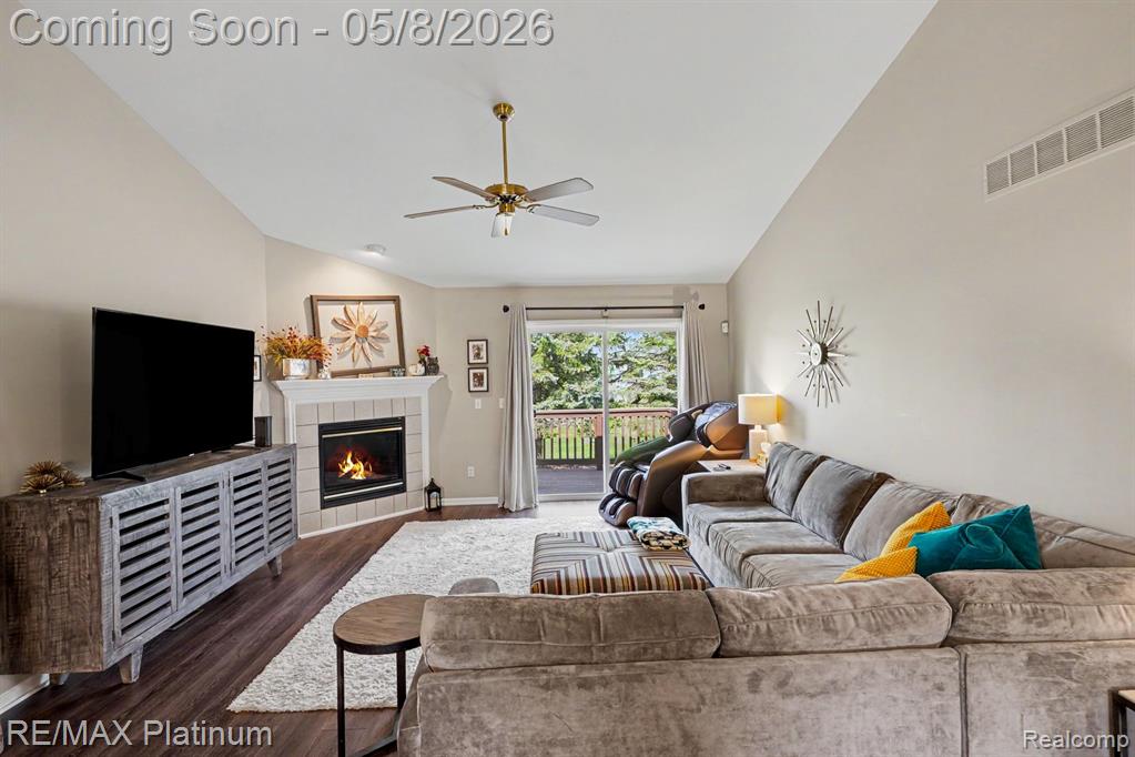 197 Newberry Lane, Howell, MI 48843 — Photo 3