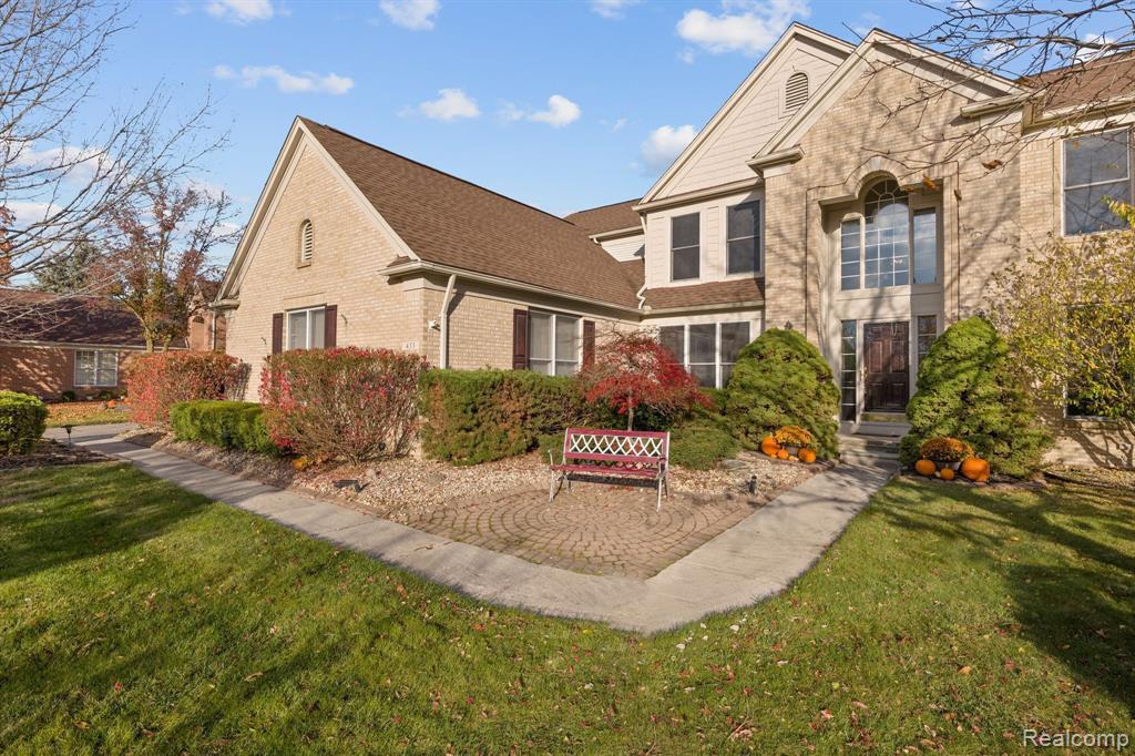 433 TORRINGTON Drive W, Canton, MI 48188 — Photo 3