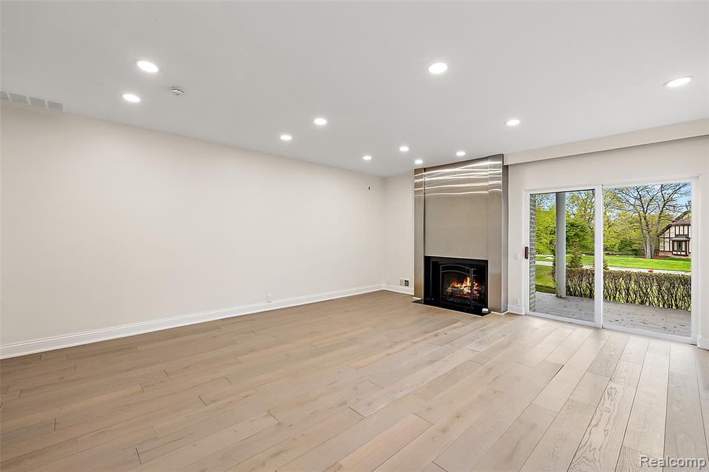 1756 ALEXANDER Drive, Bloomfield Hills, MI 48302 — Photo 21