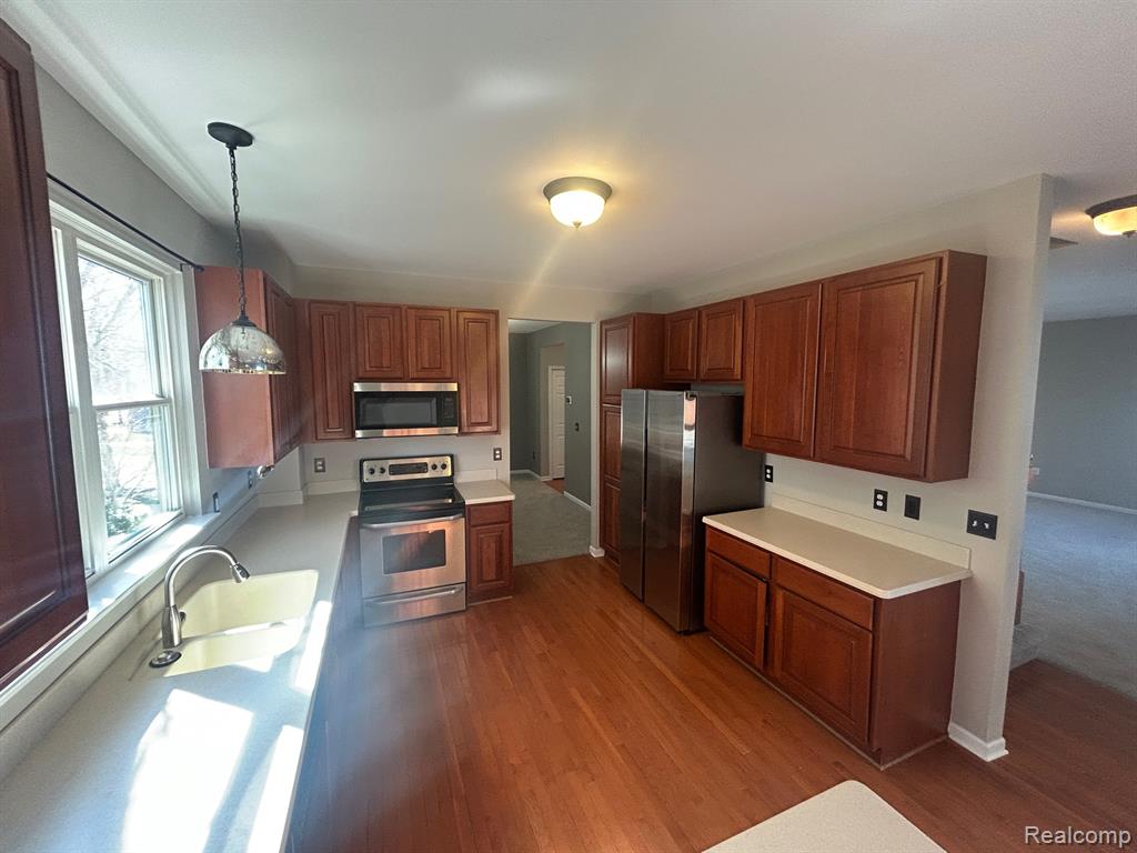 42567 Whitman Way, Novi, MI — Photo 17