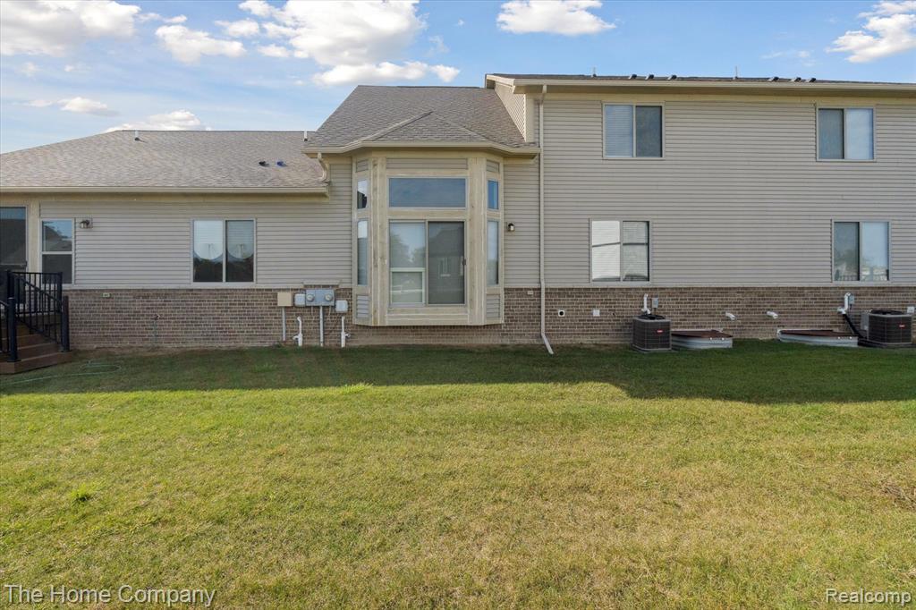 48270 Applegrove Lane, Chesterfield, MI — Photo 31