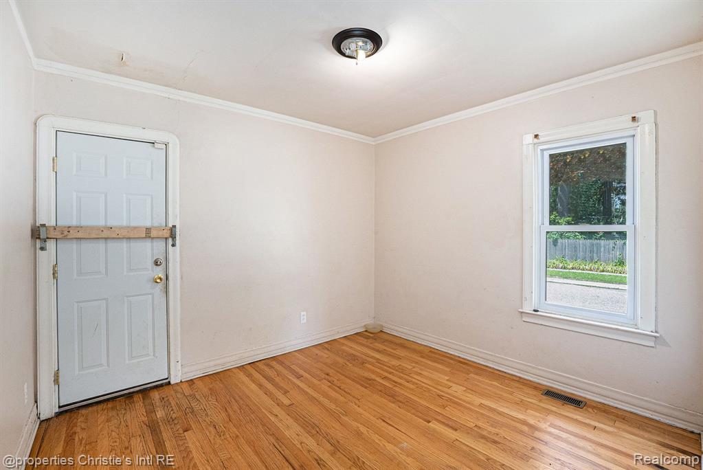 5115 YORKSHIRE Road, Detroit, MI 48224 — Photo 10