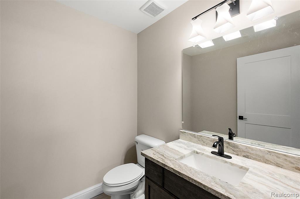 18790 Via Firenze, Macomb, MI 48044 — Photo 48