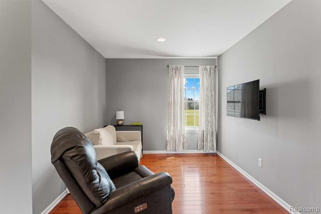 6082 VINEYARD Avenue, Ann Arbor, MI 48108 — Photo 23