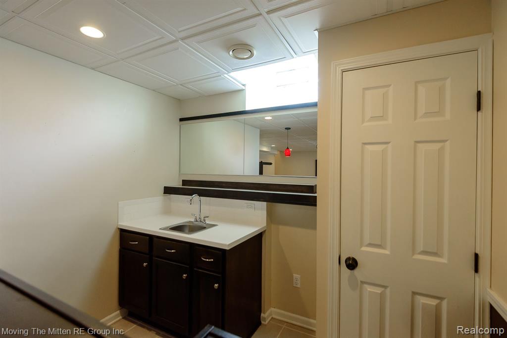 8834 PRAIRIE Court, Van Buren, MI 48111 — Photo 24