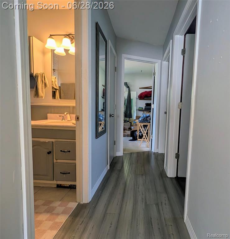 4456 E Coldwater Road, Flint, MI 48506 — Photo 12