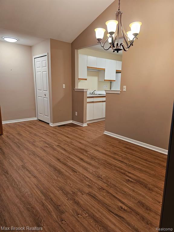 4257 BERKSHIRE Drive, Sterling Heights, MI 48314 — Photo 9