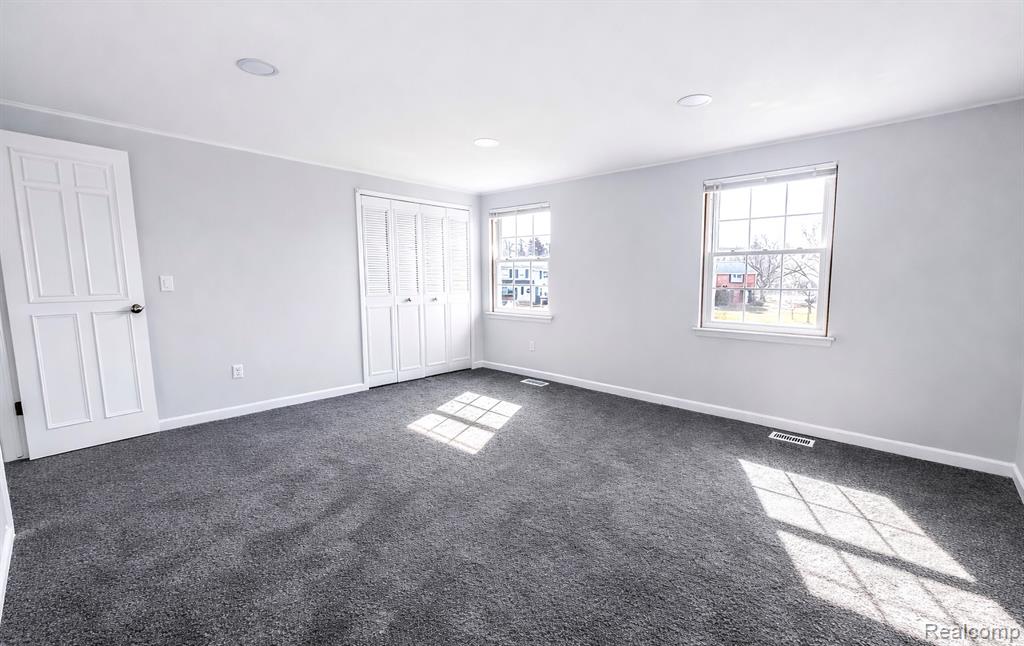 19585 Mariner Court, Northville, MI, 48167