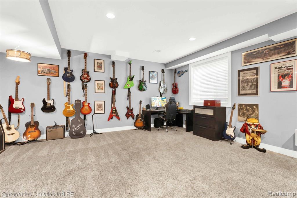 10486 Stoney Point Drive, South Lyon, MI 48178 — Photo 57