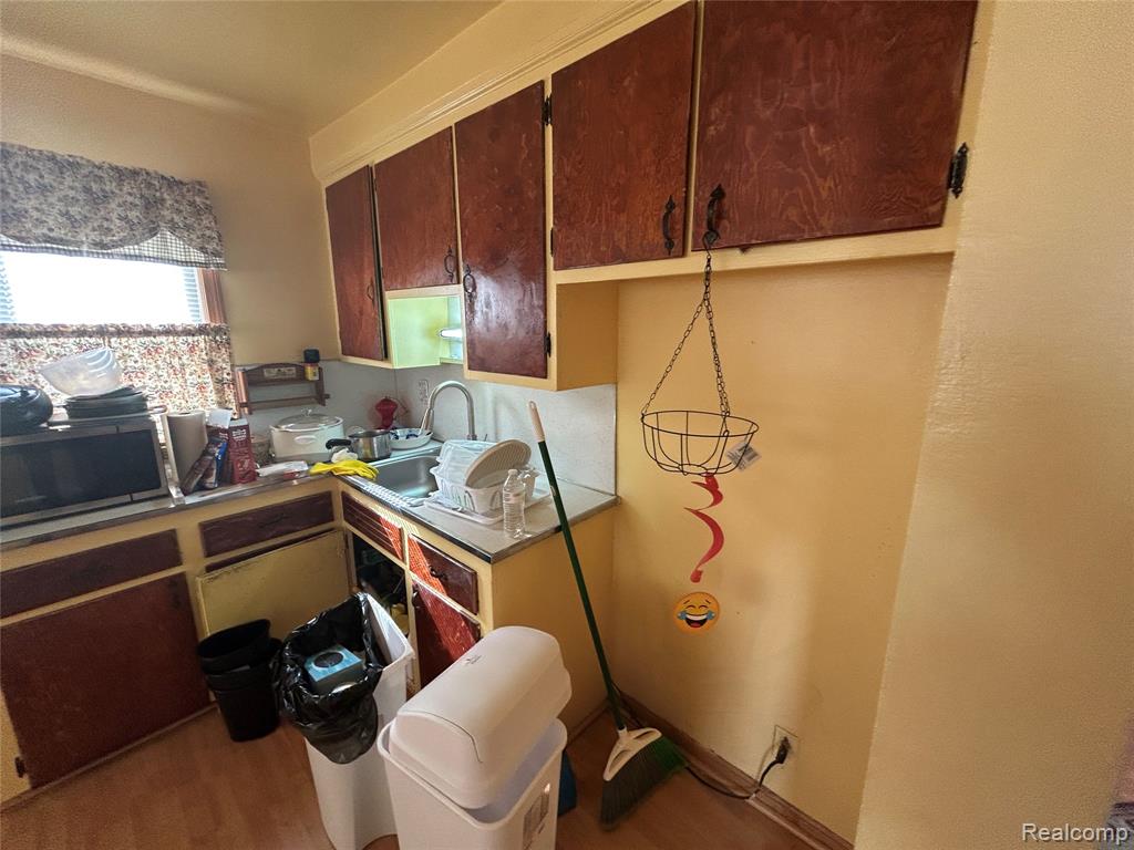 16910 Pembroke Avenue, Detroit, MI 48235 — Photo 6