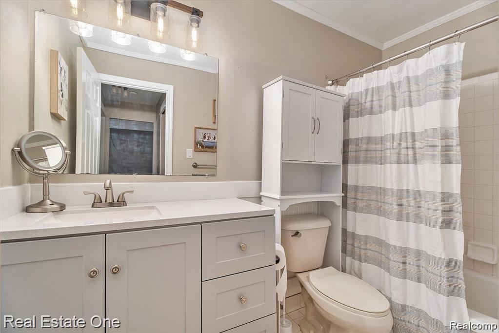 803 Plate Street, Rochester, MI 48307 — Photo 8