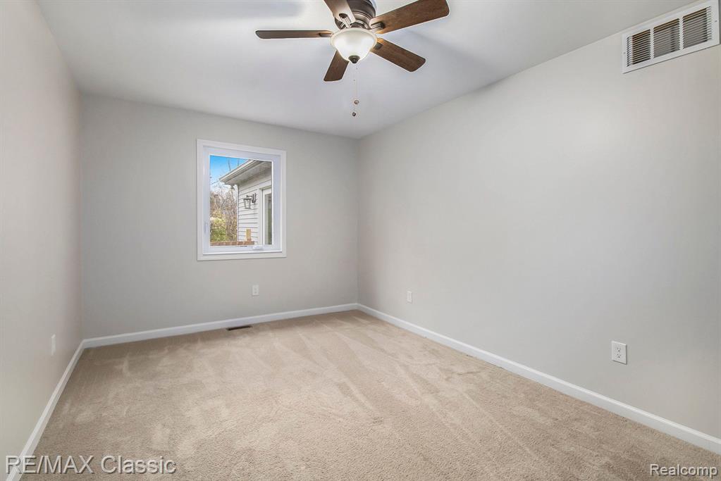 25714 BUCKMINSTER Drive, Novi, MI — Photo 20