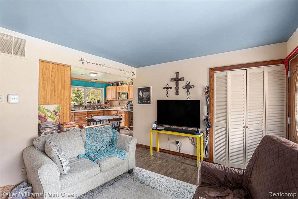 5343 Clear Lake Road, North Branch, MI 48461 — Photo 2