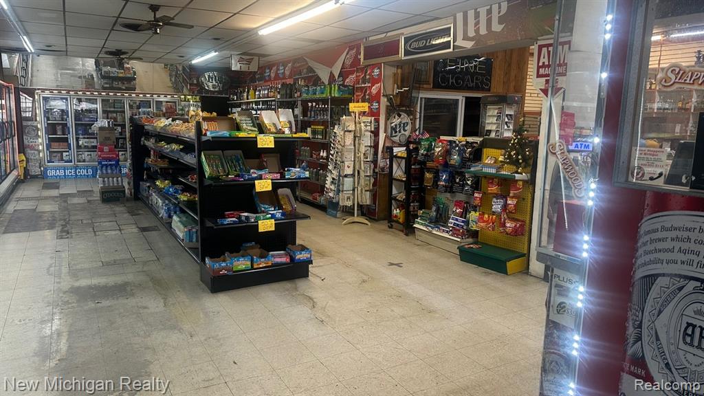 5102 9 Mile Rd, Warren, MI 48091 — Photo 13