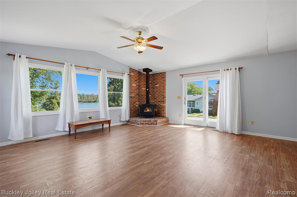 10507 Lafollette Drive, Brighton, MI 48114 — Photo 7