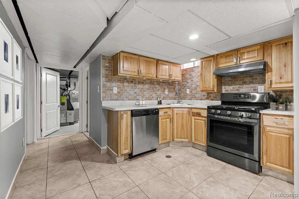 4114 Ziegler Street, Dearborn Heights, MI 48125 — Photo 25