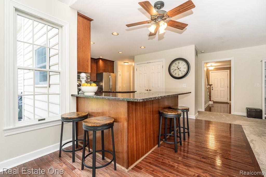 9079 TWIN OAKS, Flushing, MI 48433 — Photo 5